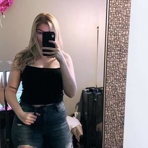 Meet your Posher, Carley